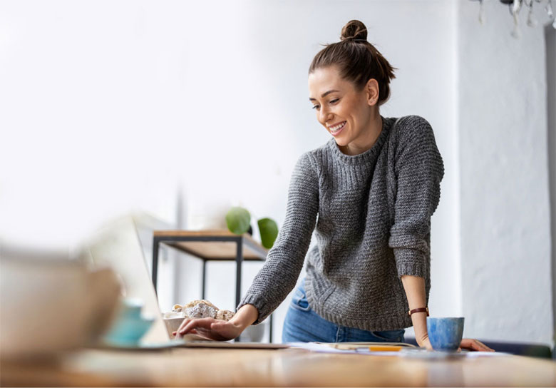 Gird download whitepaper on laptop